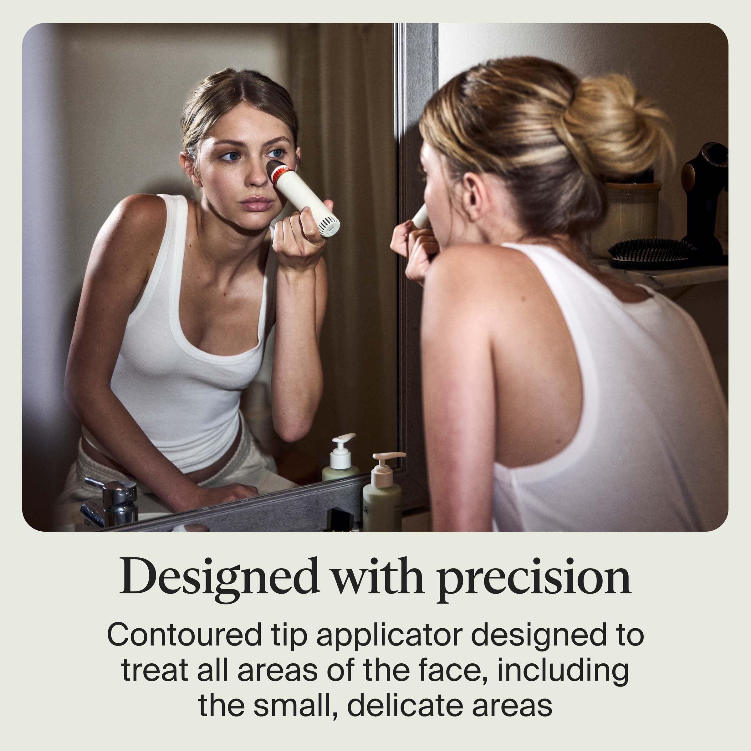 Therabody TheraFace Depuffing Wand – Cold and Heat Skincare Treatment