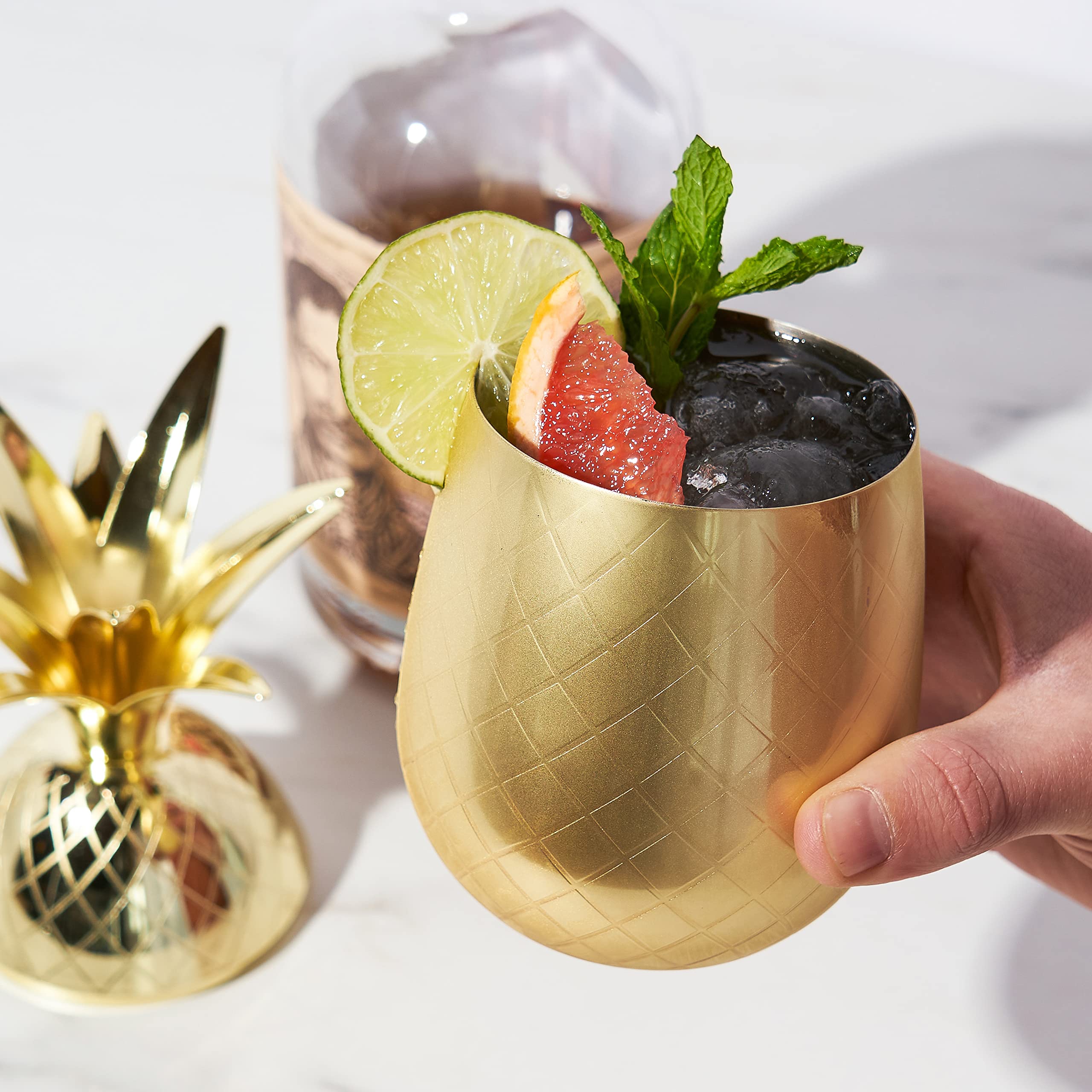 Viski Gold Pineapple Tumbler with Lid
