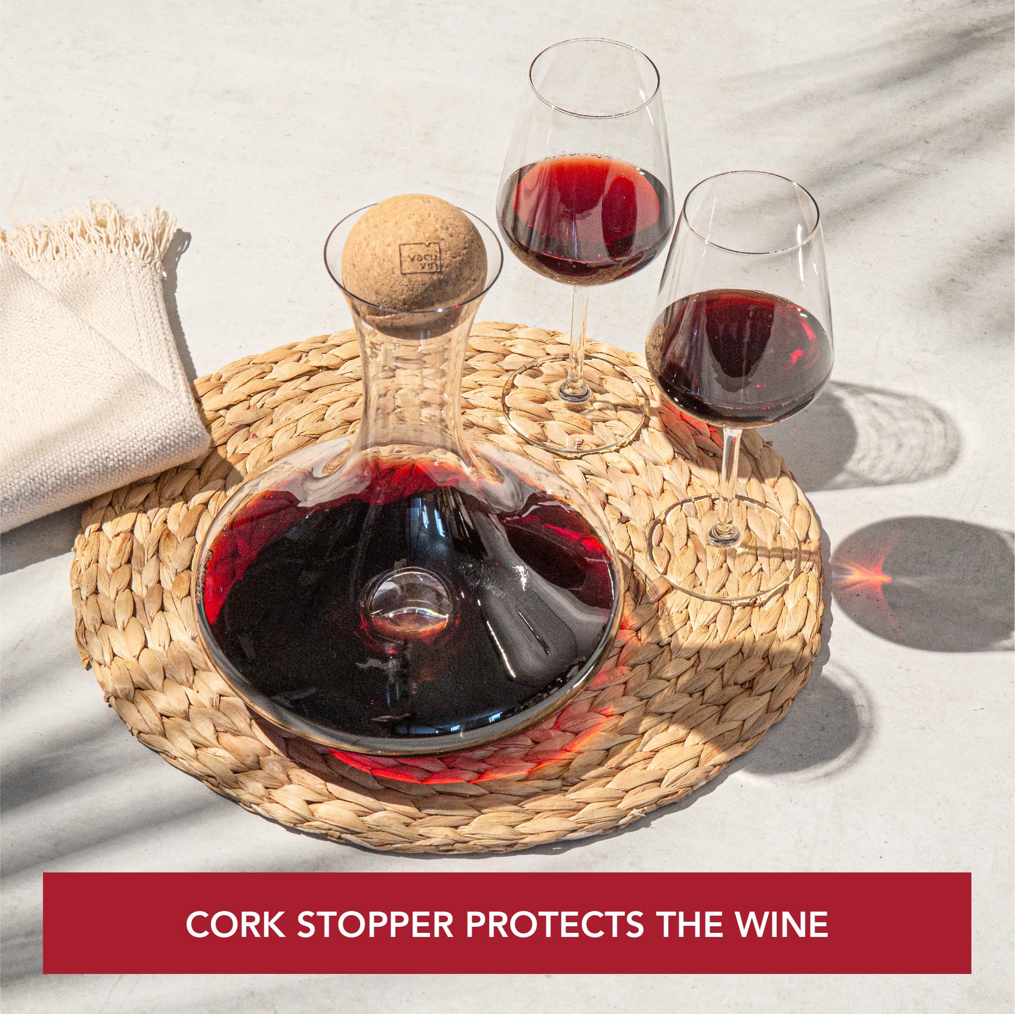 Vacu Vin Wine Decanter – Elegant Glass Carafe for Aerating Red Wine